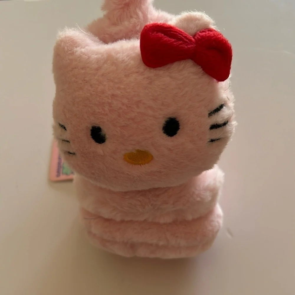 Sanrio Children's Hello Kitty Pink Ear Muffs / BRAND NEW